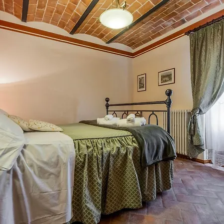 With Cortona Views In Val Di Chiana *